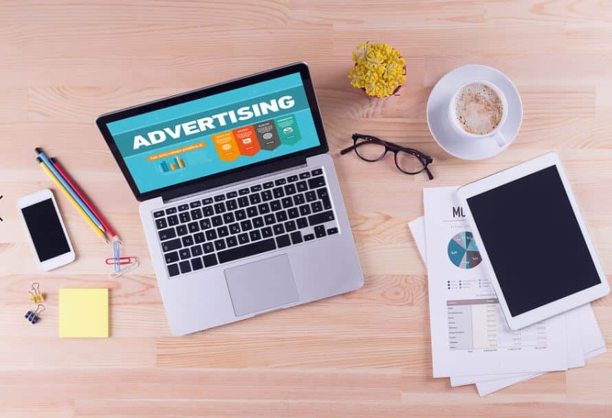 16 trucchi per il Social media advertising