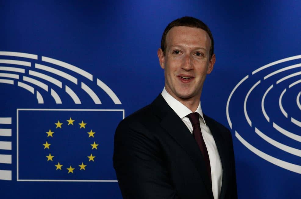 facebook e instagram a pagamento in conformità alla direttive europee - mark zuckerberg