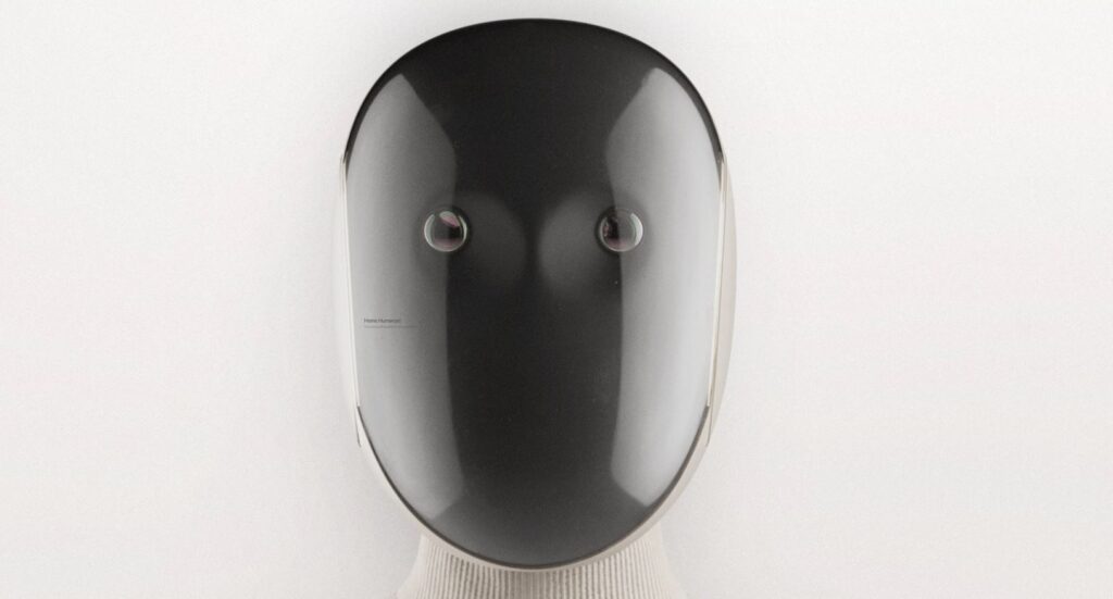 Nvidia presenta un'AI per robot umanoidi generalisti